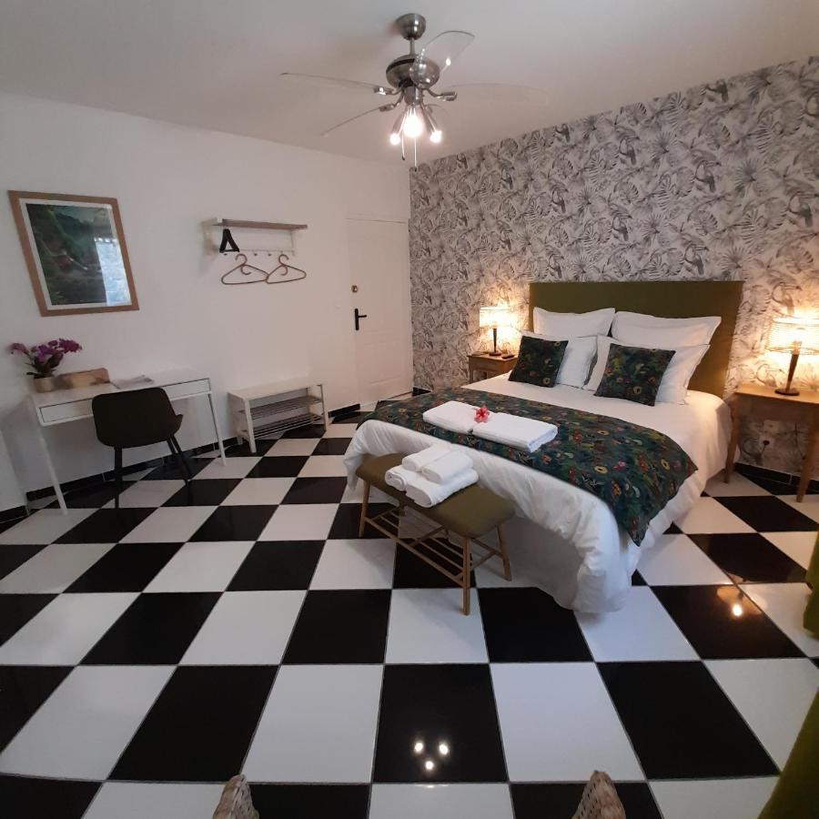 Villa Garriga Le Bois de Nefles  Zimmer foto