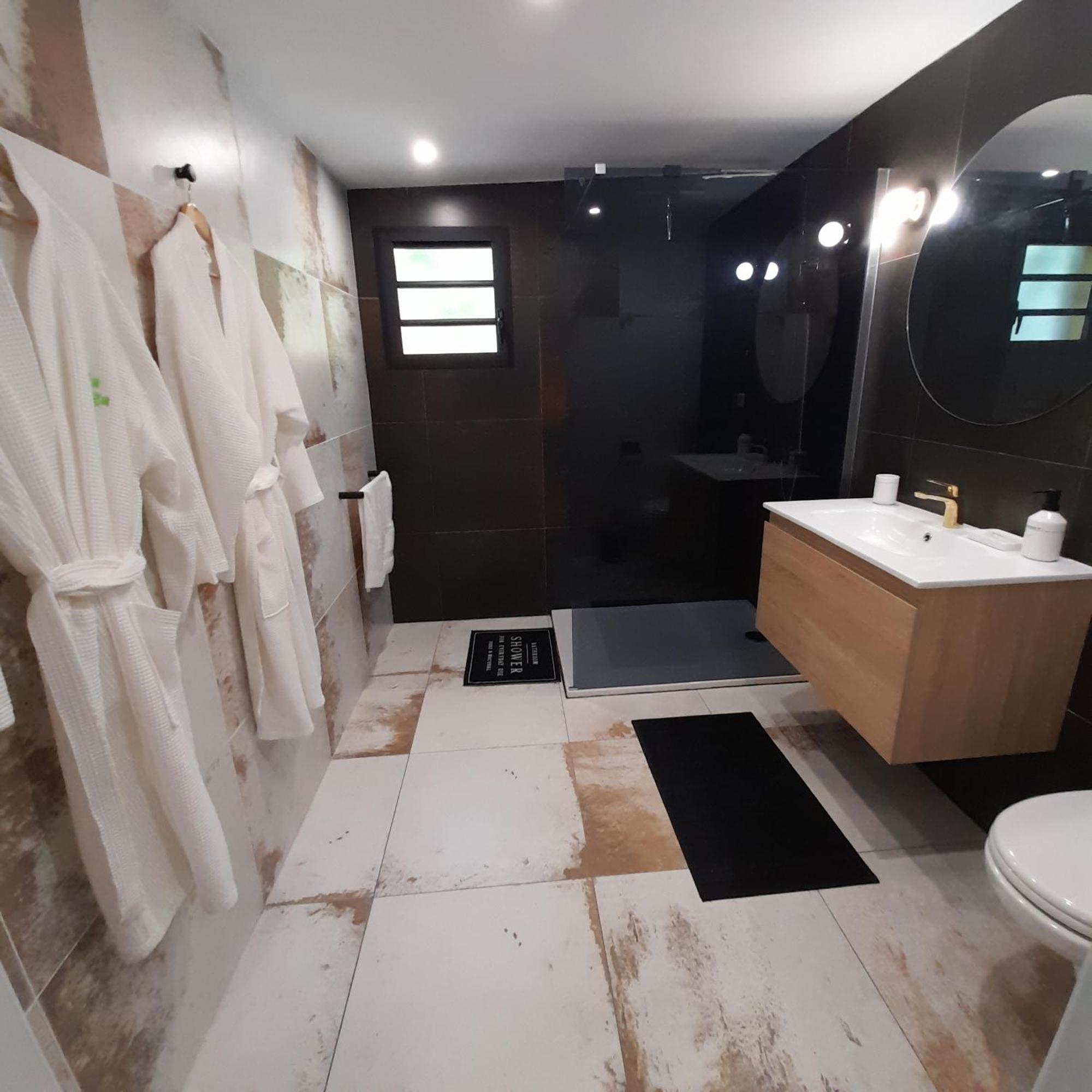Villa Garriga Le Bois de Nefles  Zimmer foto